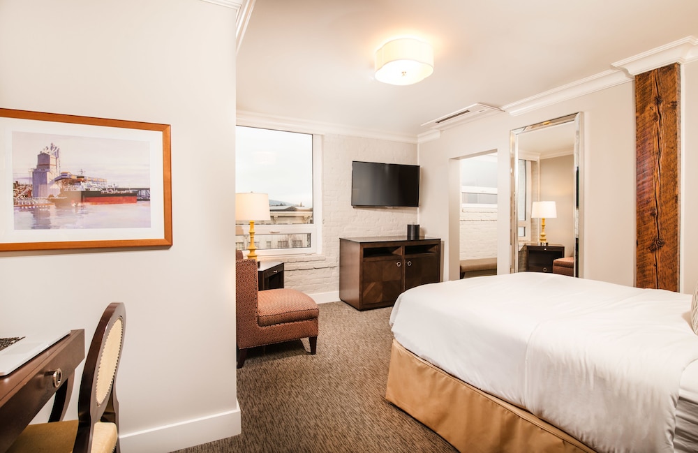 Mark Spencer Hotel - photo 4