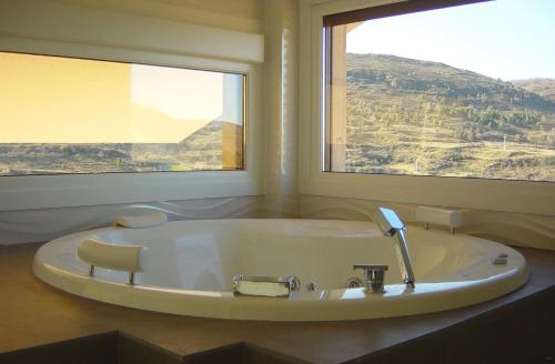Villa Flavina — 4-Star Luxury Hotel in San Vicente Del Valle, Spain