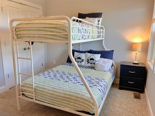 1 Coastal Escape - photo 13