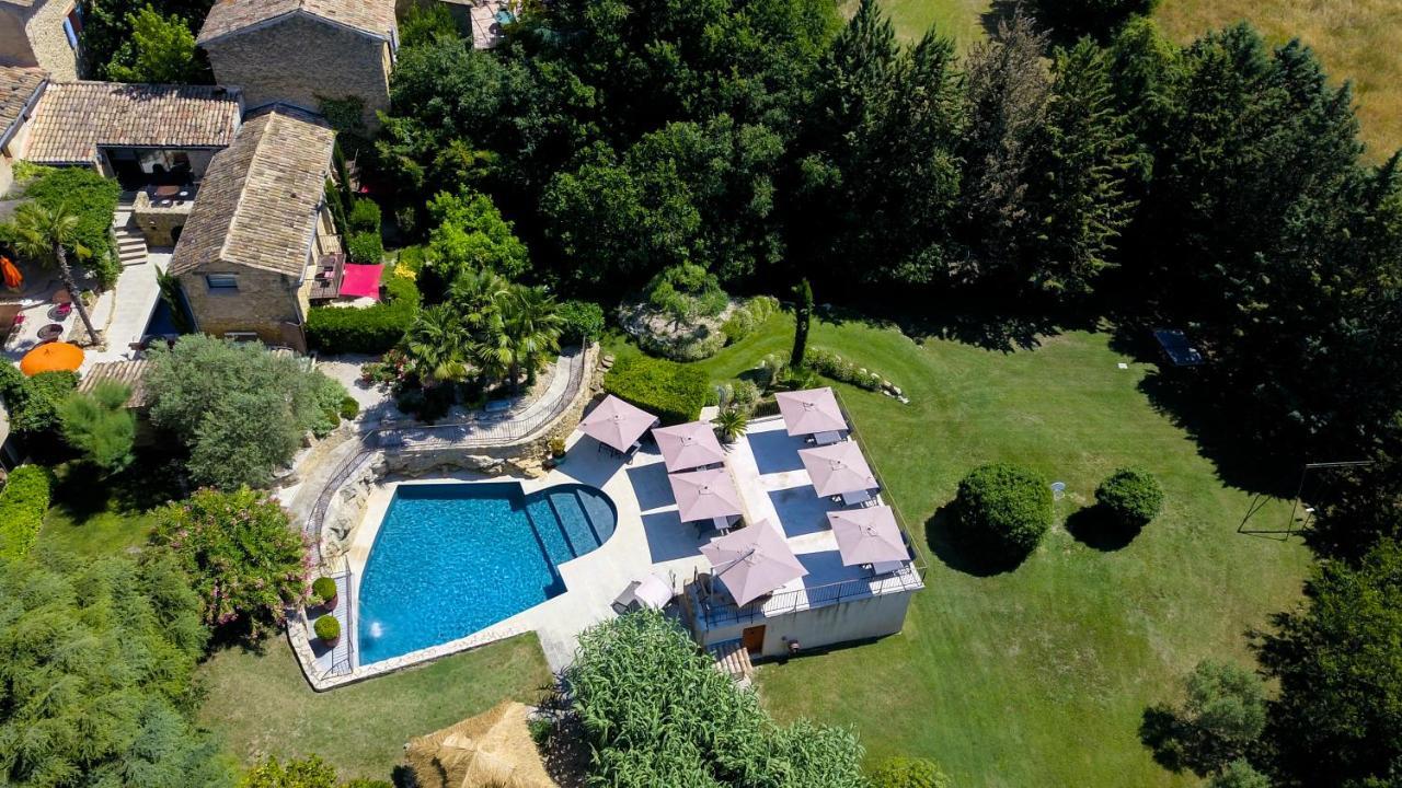 Mas De La Lombarde - carbon neutral hotel in Lourmarin