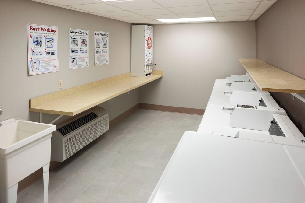 Residence Inn by Marriott Kansas City Country Club Plaza - photo 30