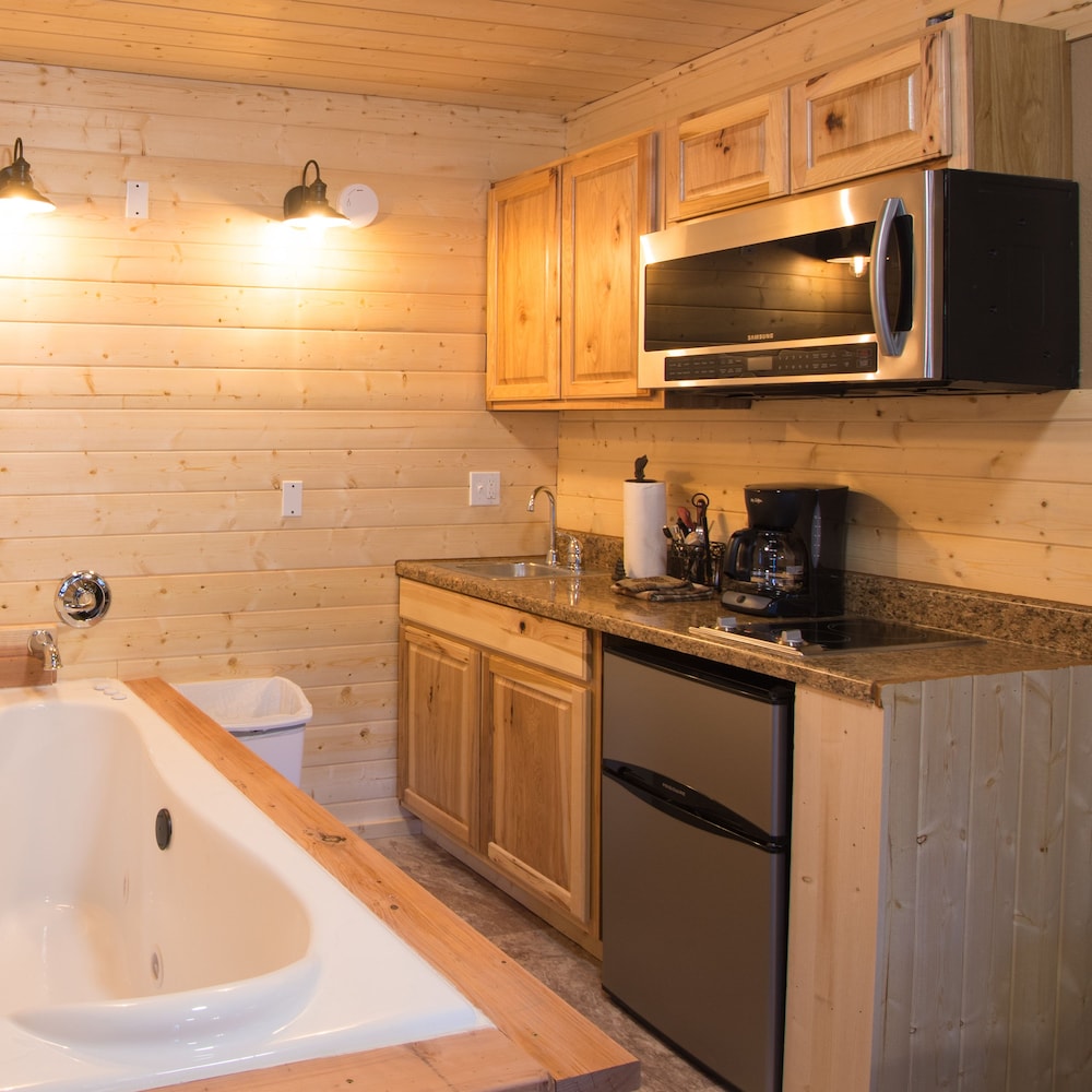 Upper Canyon Inn & Cabins - photo 56