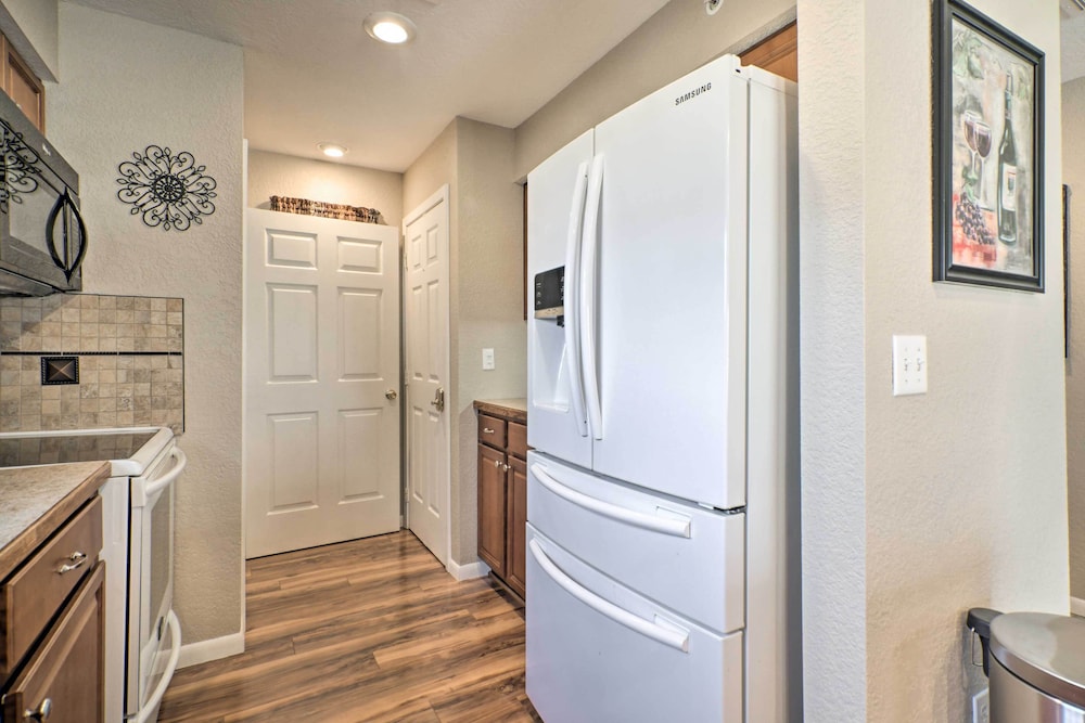 5 Mi to Holiday Shows Resort Condo in Branson - photo 8