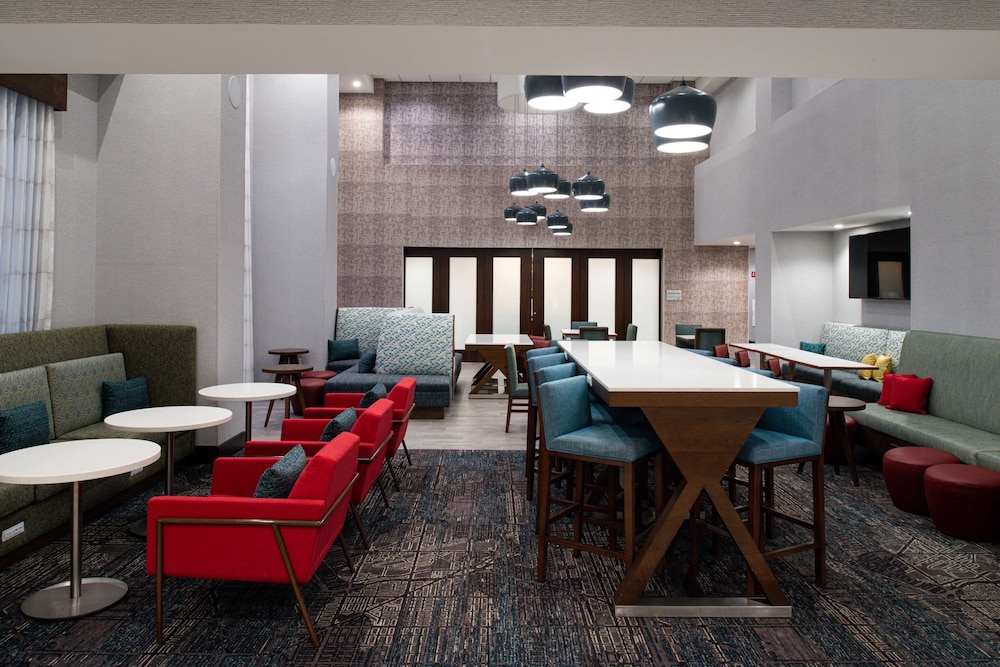 Hampton Inn & Suites Adrian - photo 52