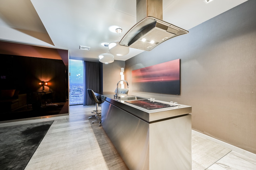 StripViewSuites at Palms Place Penthouses - photo 69