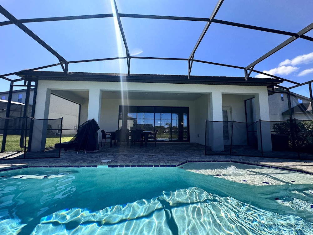 Balmoral Resort 210bp 4 Bedroom Home by RedAwning - photo 39