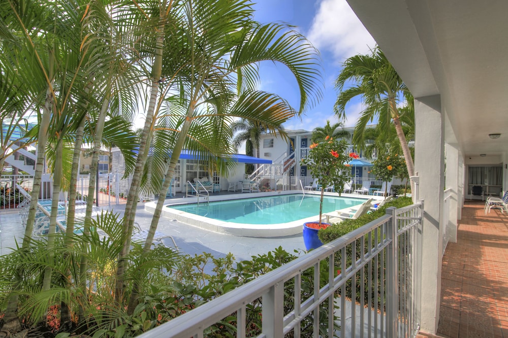 May Dee Suites - photo 55