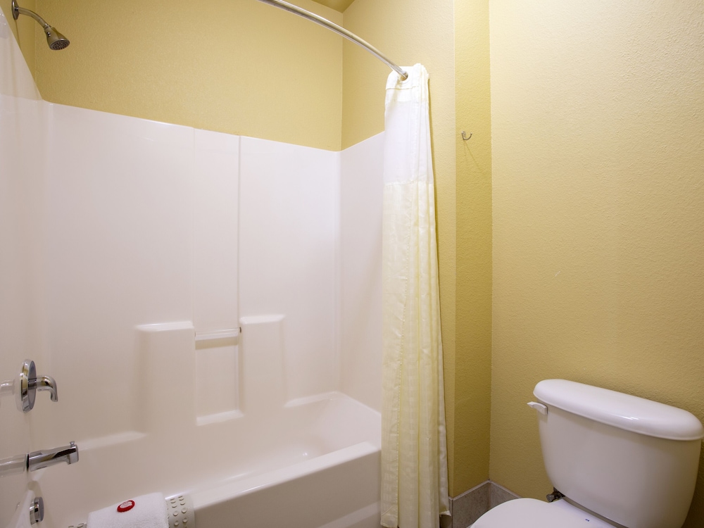 Oyo Hotel Valley View Tx I 35 - photo 21