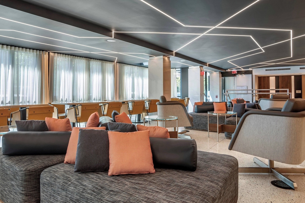 Courtyard by Marriott Washington DC Dupont Circle - photo 9