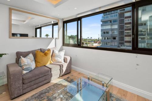 Studio w Queen Bed Sea Views Promenade Fast Wifi