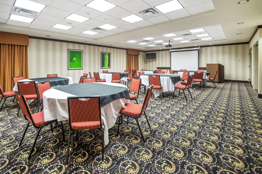 Hampton Inn & Suites Tulsa Catoosa - photo 52
