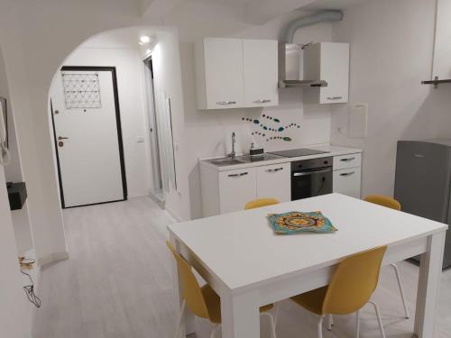 Holiday House Fieravecchia — 4-Star Luxury Hotel in Salerno, Italy