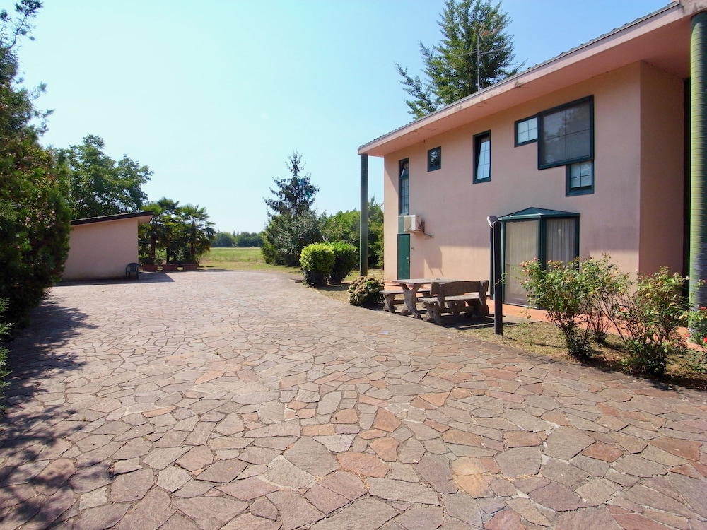 Società Agricola La Staccionata — hotel near Trieste Airport