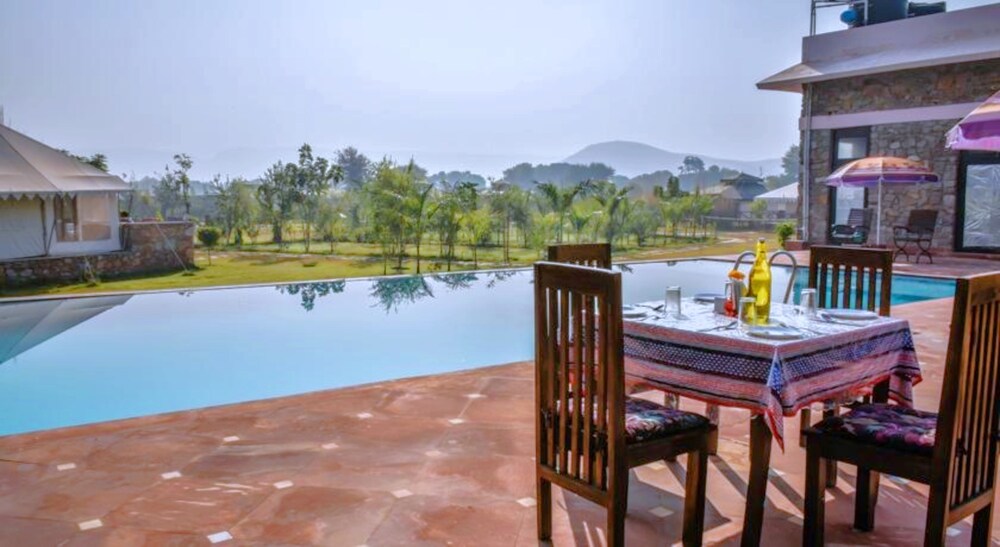 Sultan Bagh by 1589 Hotels in Sawai Madhopur, India