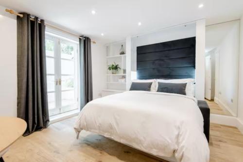 Well Positioned Studio Flat — 4-Star Luxury Hotel in London, United Kingdom