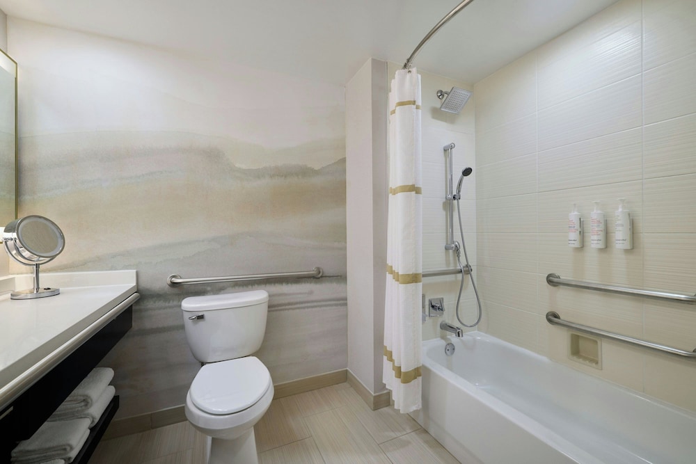 Chicago Marriott Northwest - photo 16