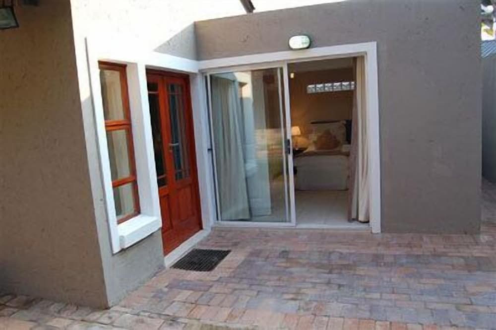 3 Melrose Road — 4-Star Luxury Hotel in Johannesburg, South Africa