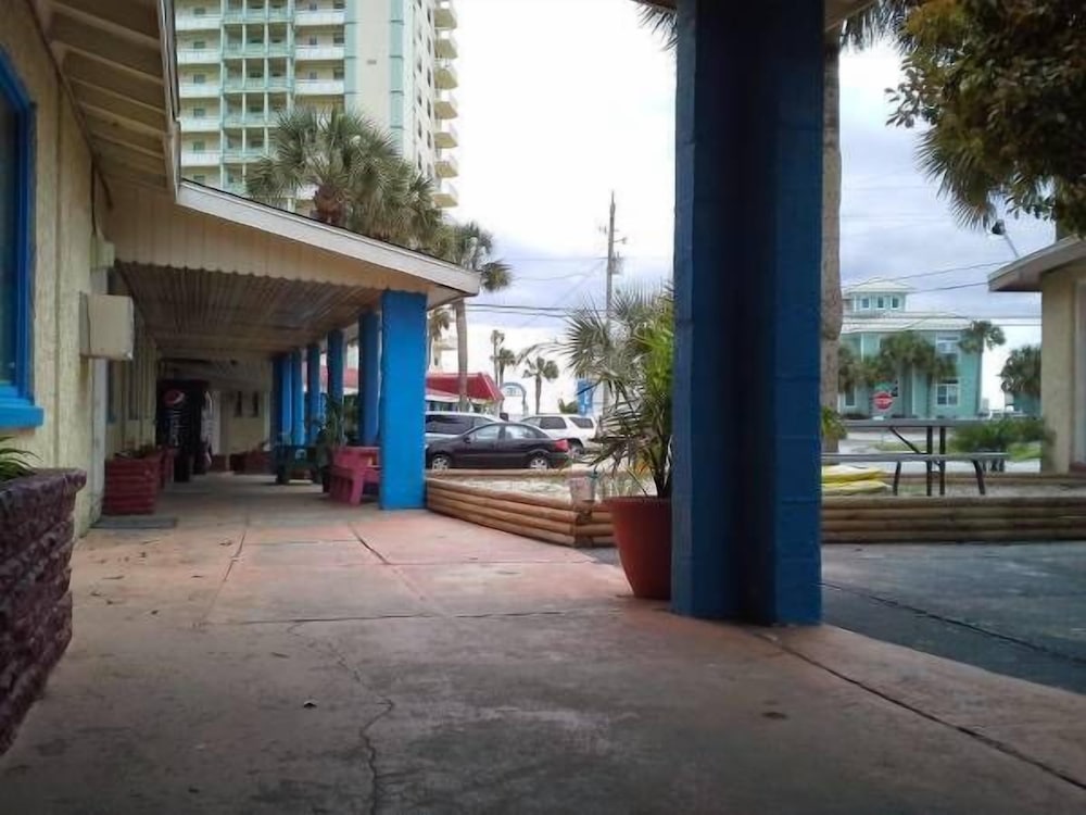 Sun n Sands Motel - photo 6