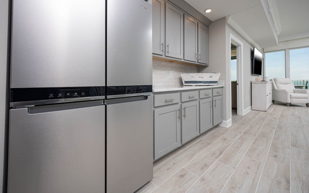 Phoenix Gulf Towers 405 5 Bedroom Condo by RedAwning - photo 14