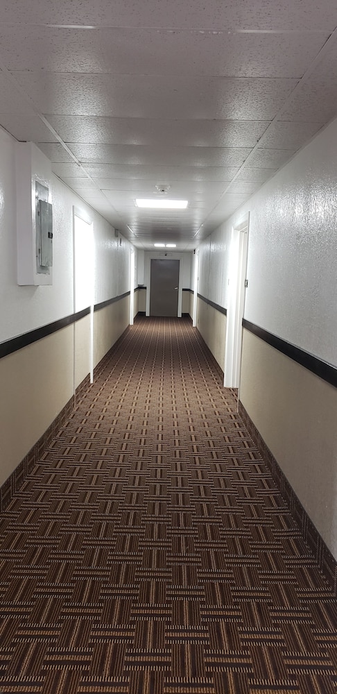 Travel Inn Of Sidney Ohio - photo 12