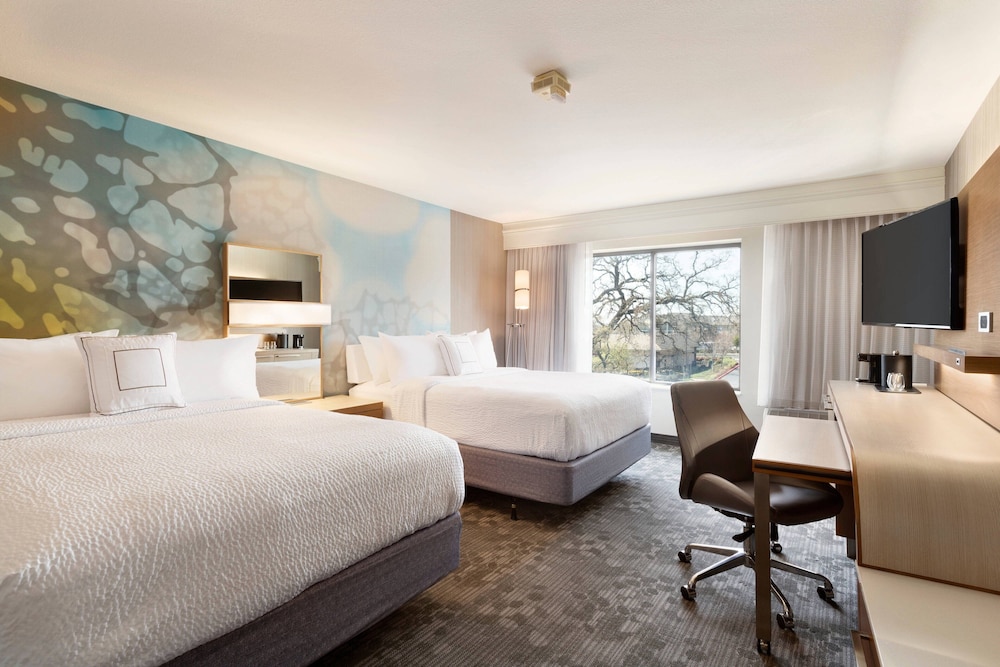 Courtyard by Marriott Roseville - photo 9