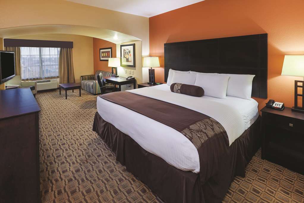 La Quinta Inn & Suites by Wyndham Searcy - photo 13