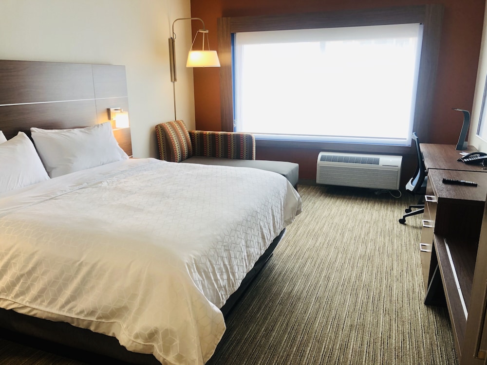 Holiday Inn Express & Suites Elko by IHG - photo 3