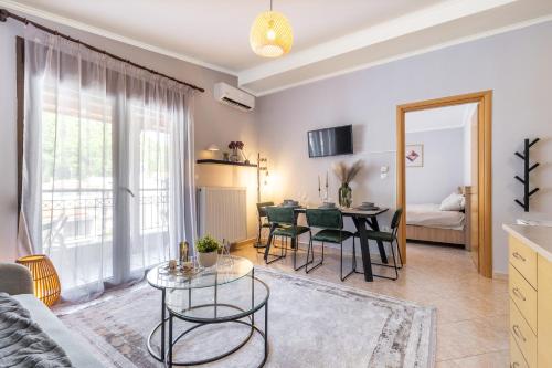 Luxury Central Apartment — 4-Star Luxury Hotel in Xanthi, Greece
