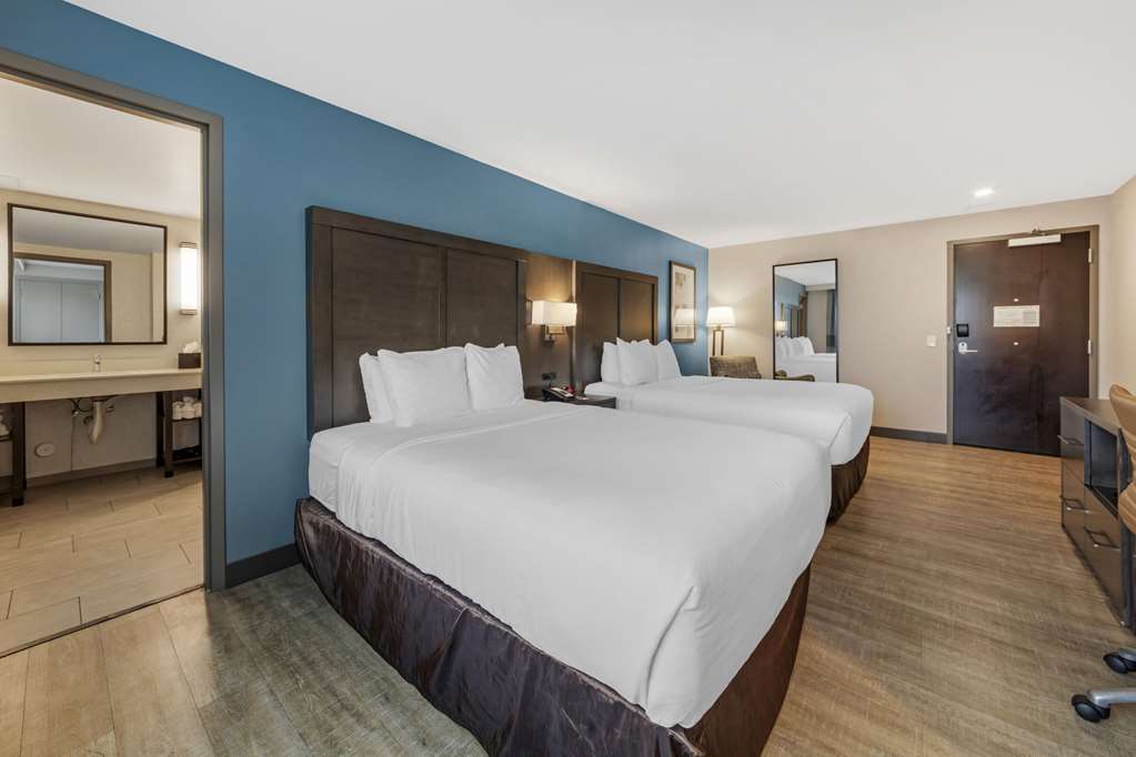 Comfort Inn & Suites Miami International Airport - photo 19