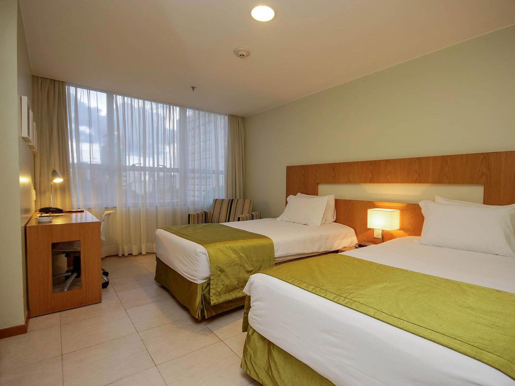 Naoum Hotel — Unknown City — photo 3