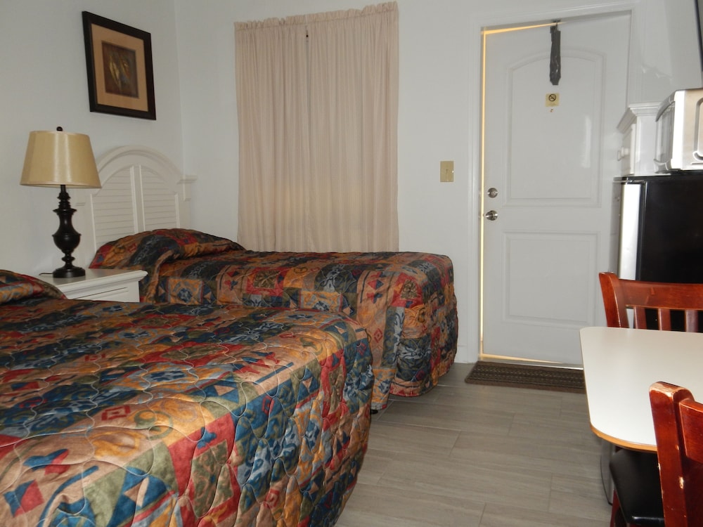 Shell Motel - photo 22