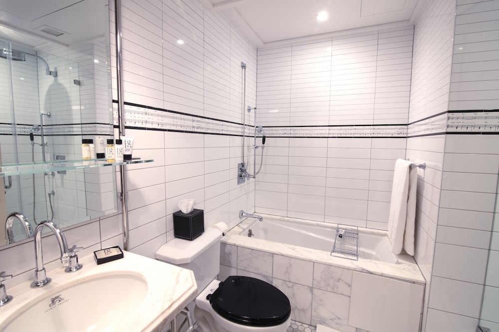 The Evelyn Hotel - photo 21