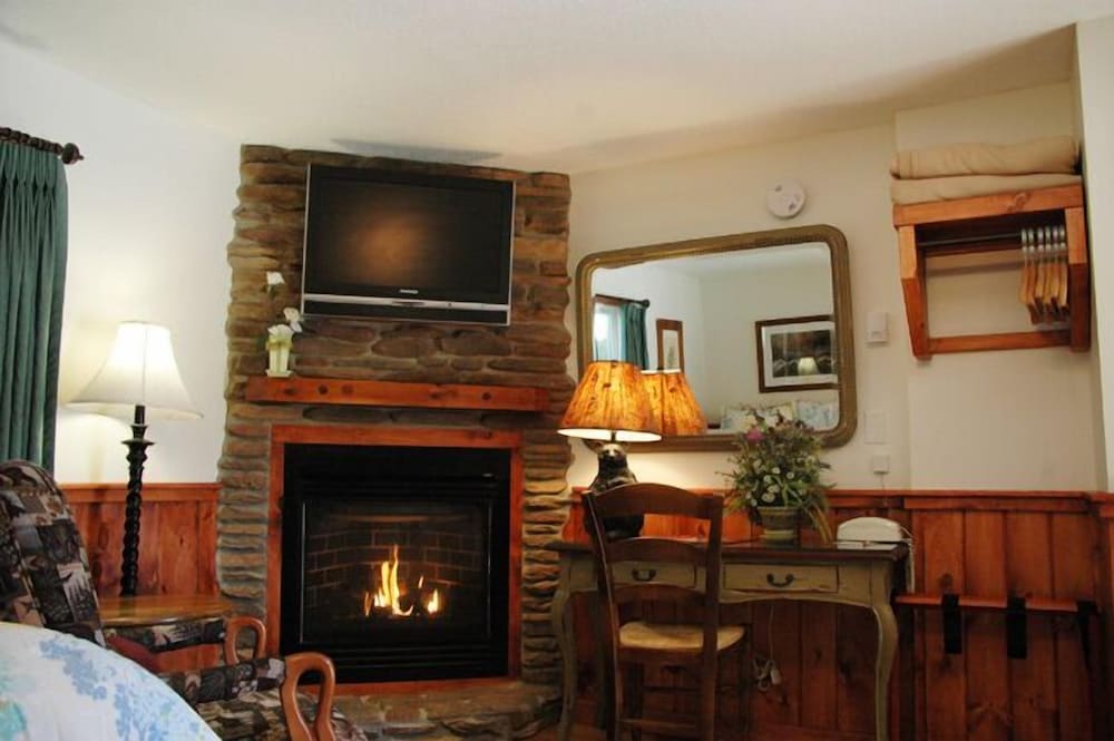 The Homestead Inn - photo 44