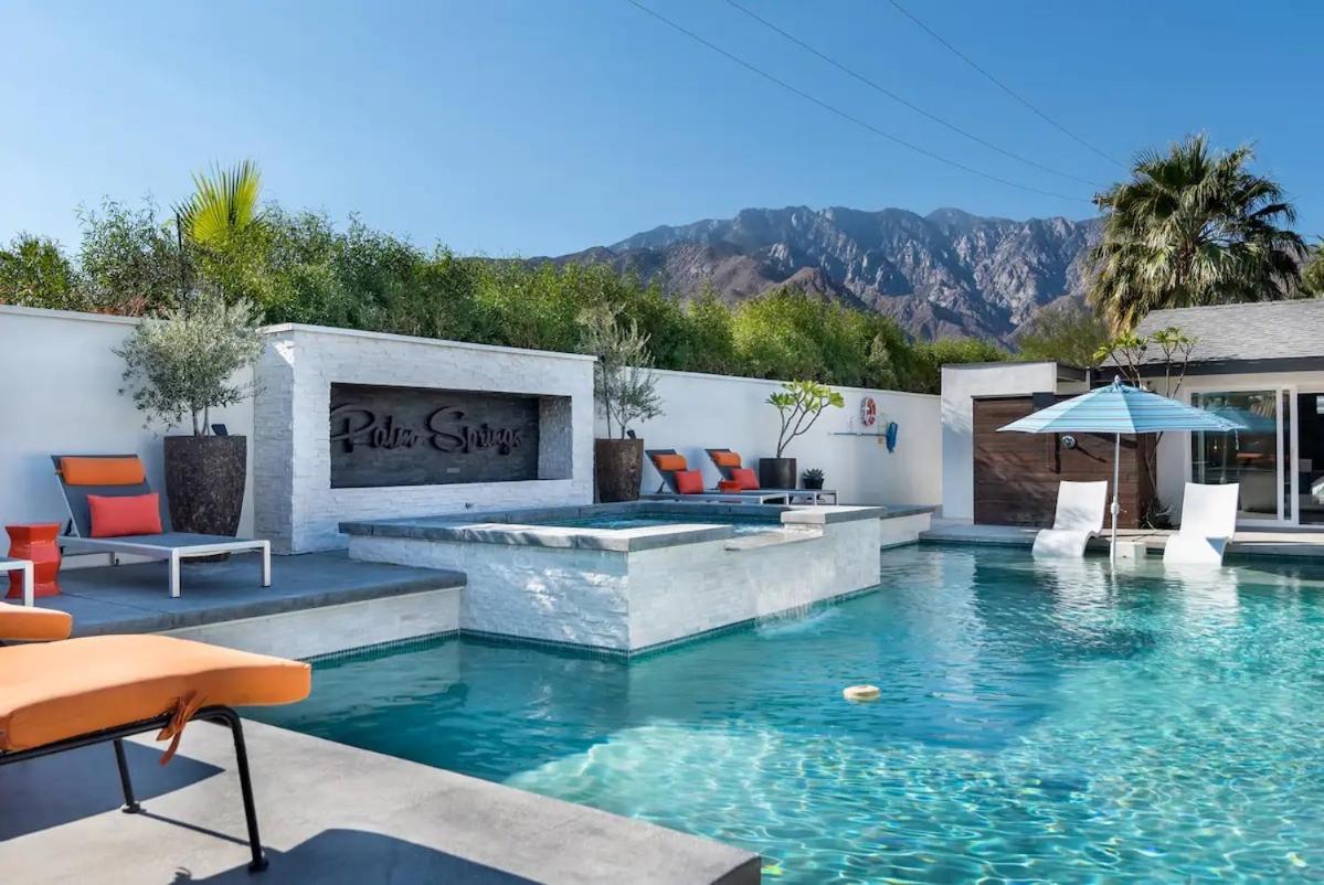 Luxury Desert Oasis in Palm Springs, United States