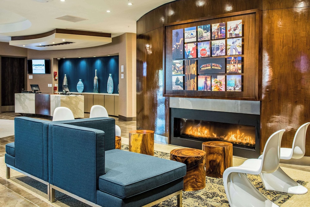 Cambria Hotel McAllen Convention Center - photo 3