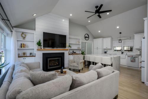 176 Sudbury Lane Hyannis Cape Cod Need Name in Hyannis, United States