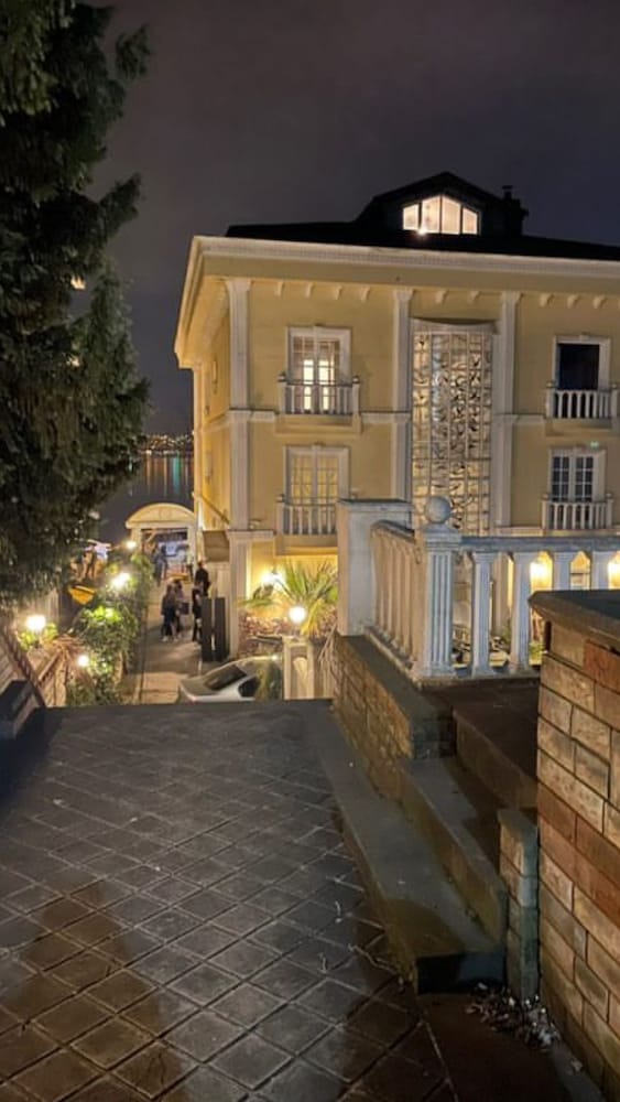 Bosphorus - last minute hotel in Istanbul