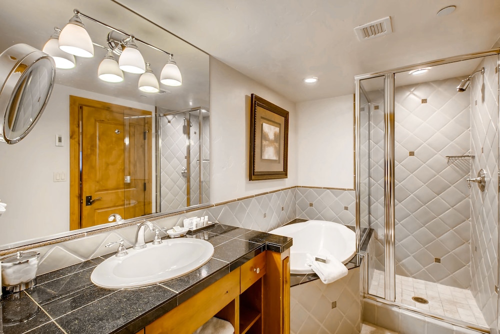 Gravity Haus Vail - photo 54