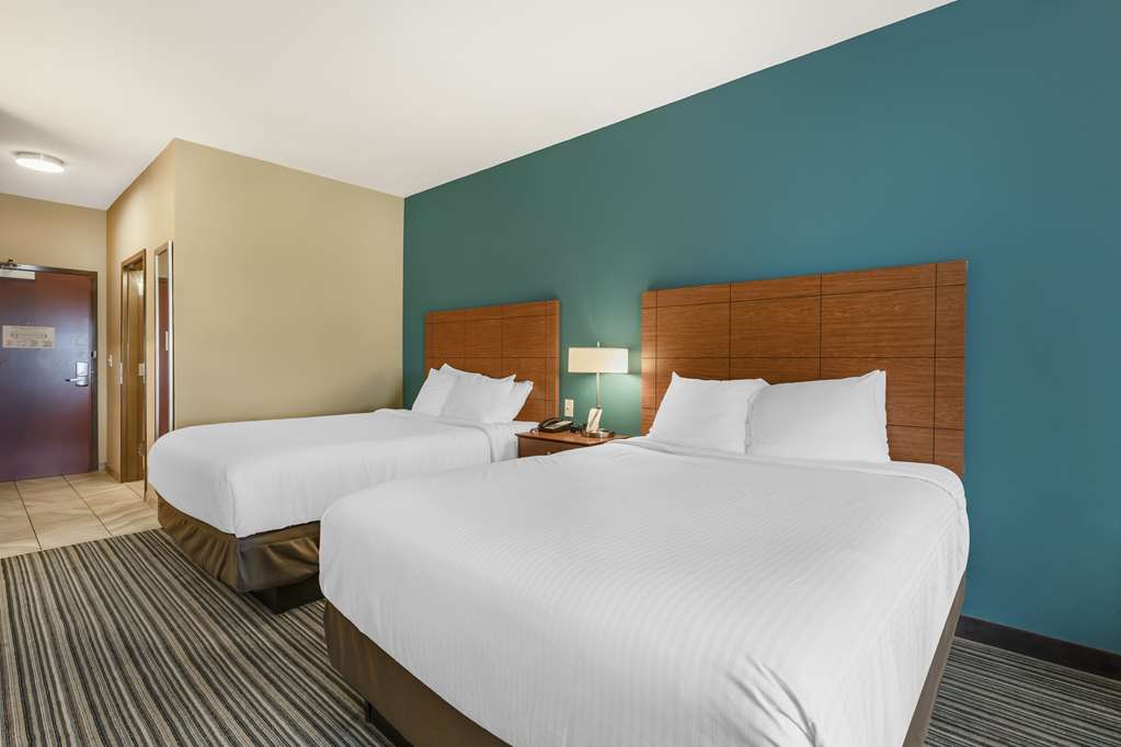 Best Western Plus Tuscumbia Muscle Shoals Hotel and Suites - photo 22