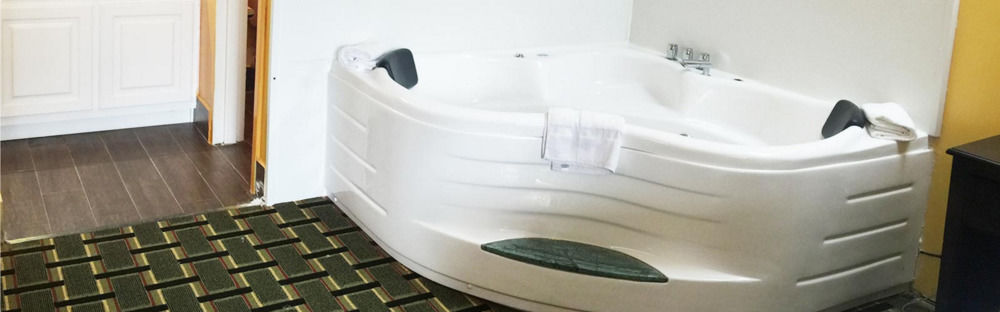 Corinth Inn & Suites - photo 3