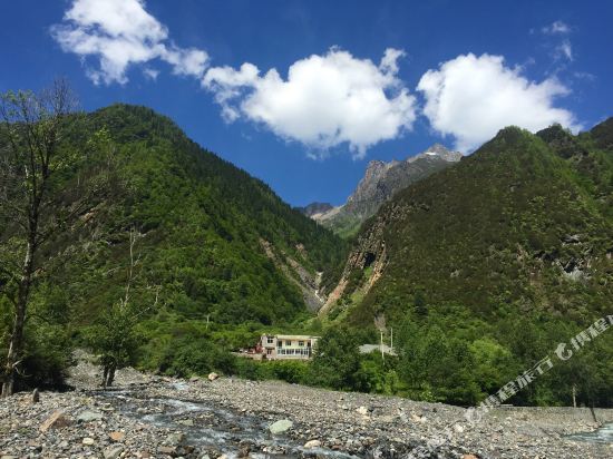 Little Carpenter’s Inn in Meixing, People's Republic of China