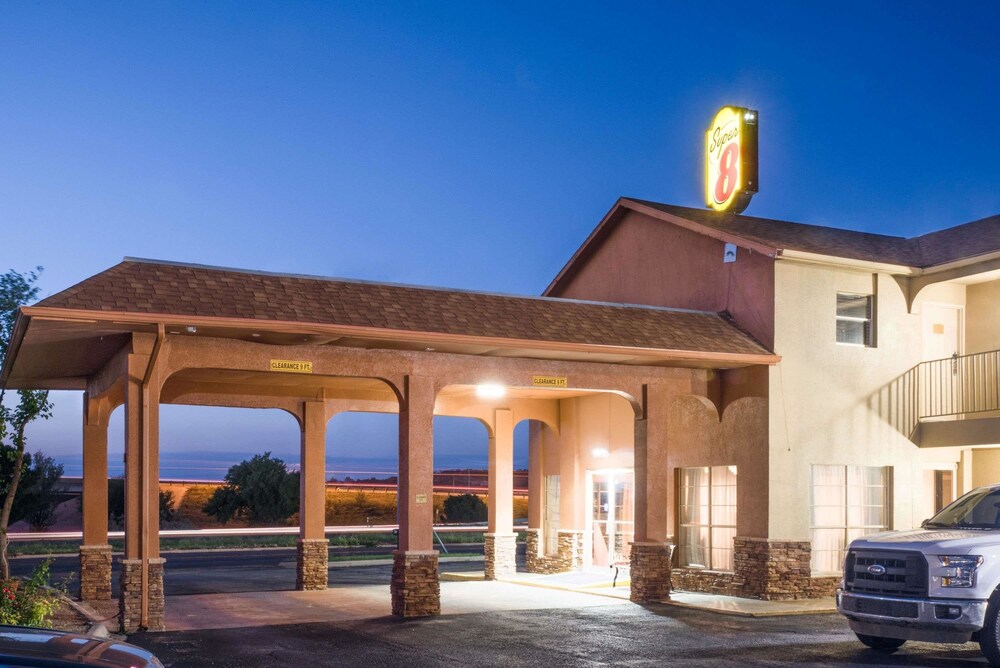 Super 8 By Wyndham Big Spring Tx — Big Spring