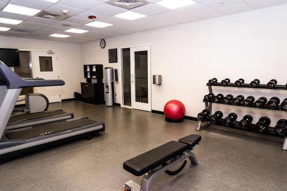 Hilton Garden Inn Victorville - photo 12