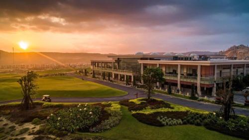 Phoenix Pool & Golf View Villa Cam Ranh — 5-Star Luxury Hotel in Cam Ranh, Vietnam