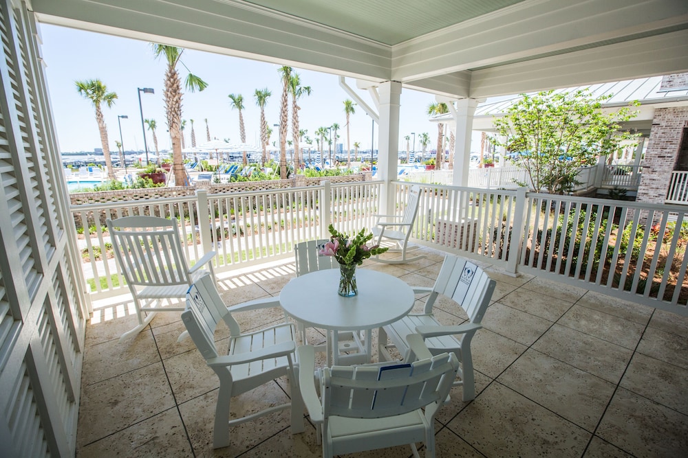 The Beach Club at Charleston Harbor Resort and Marina - photo 10