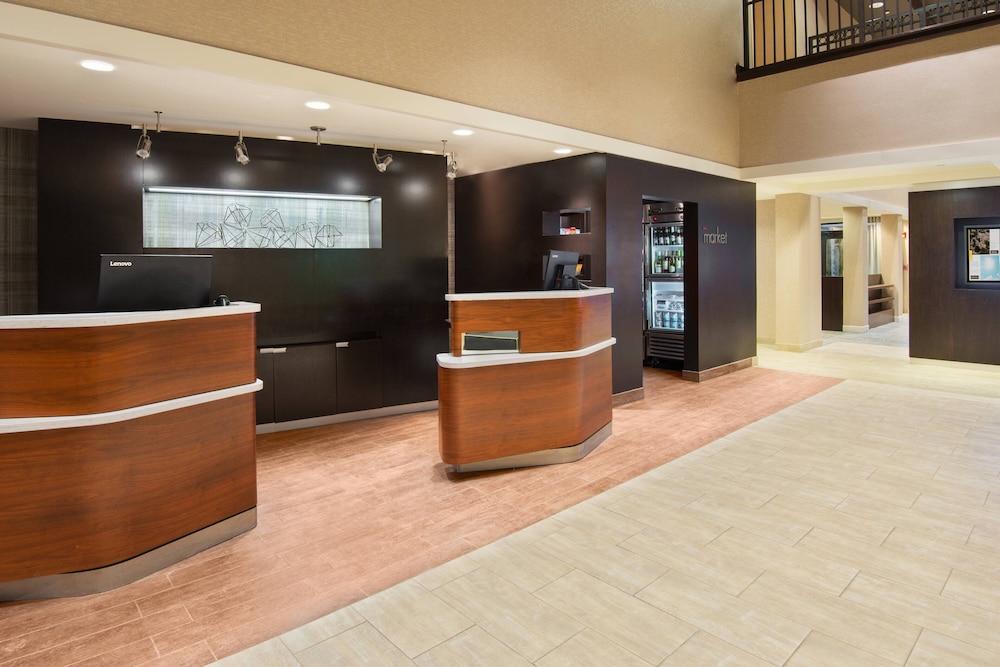 Courtyard by Marriott Springfield Airport - photo 4