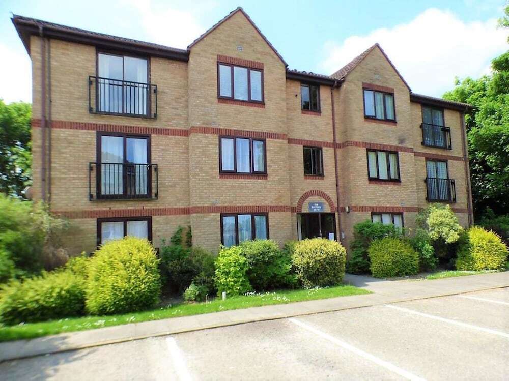 The Maltings Huku Kwetu — 4-Star Luxury Hotel in Dunstable, United Kingdom