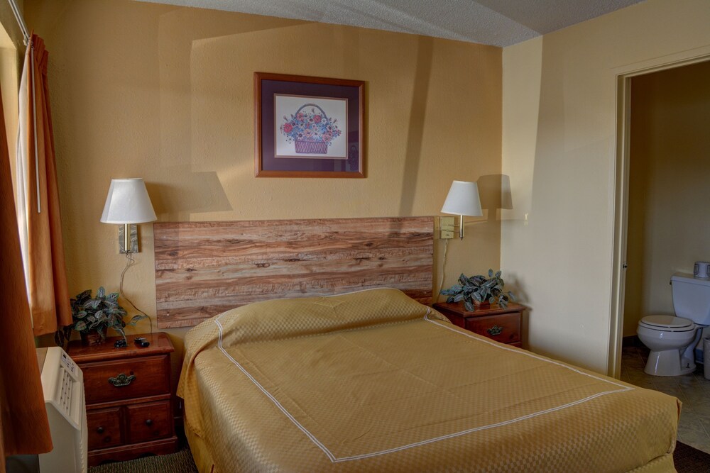 Value Motel - photo 12