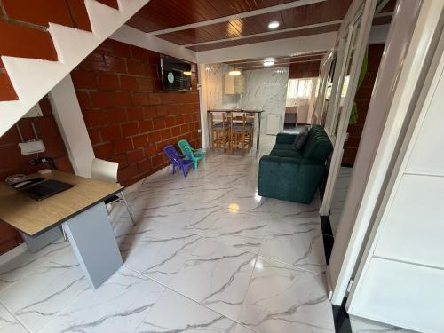 Apartamento Piso 2 Casa 5 Hotel Atlantis Libano — hotel in Libano