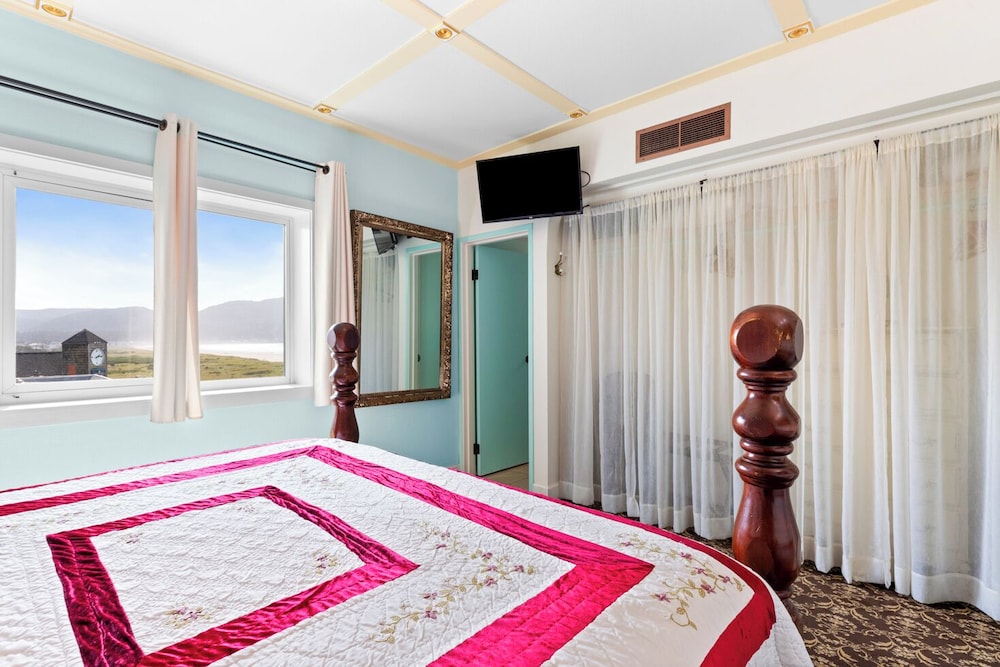 Sand & Sea Resort Condominiums - photo 96